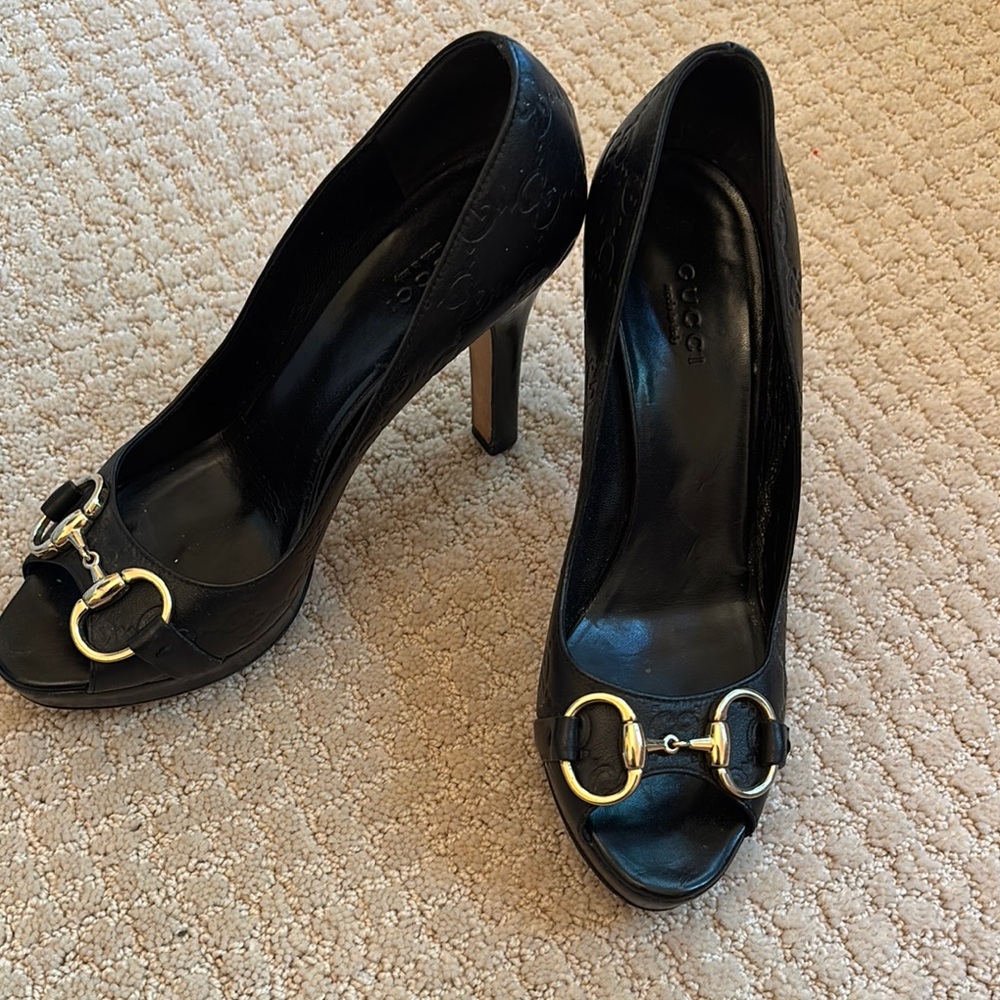 Gucci Black Leather Heels with Gold Accents